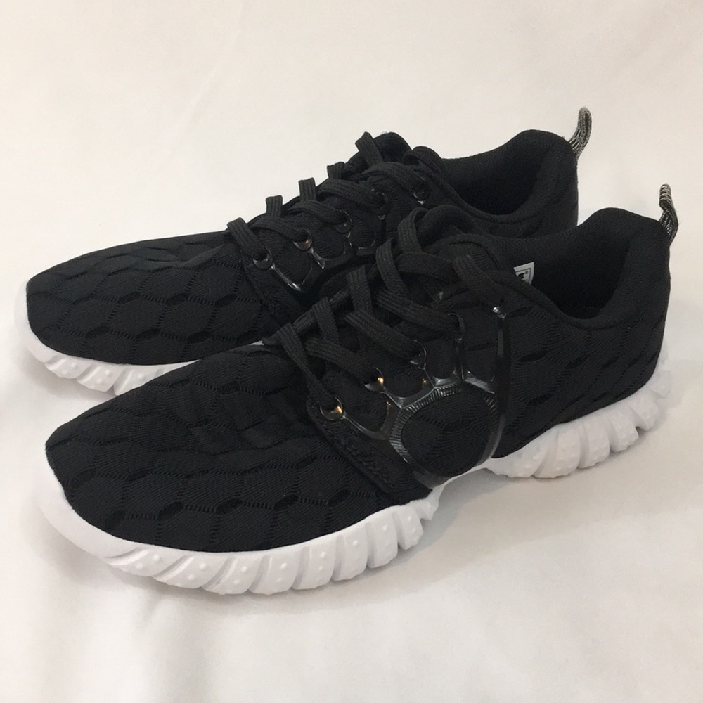 SOCONE new sport running shoe